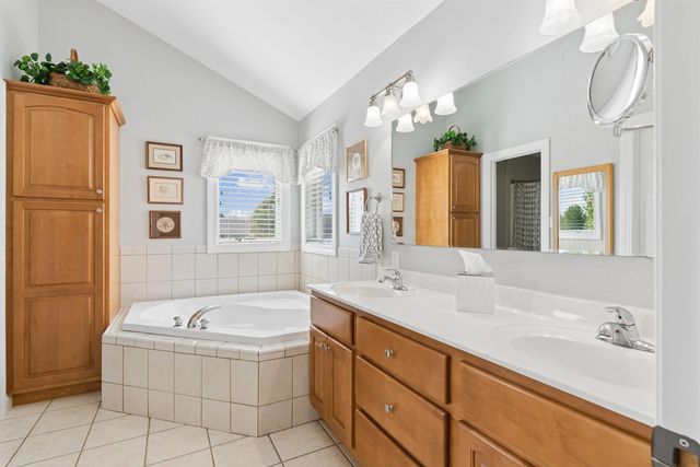 4116 Maryhill Drive, Cedar Falls, IA 50613