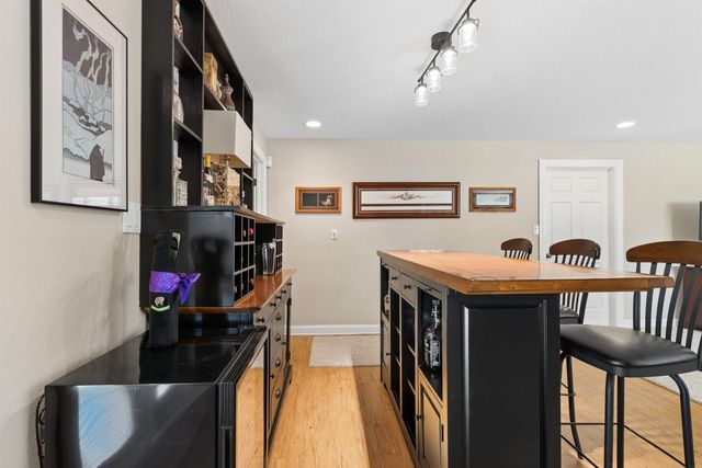 4116 Maryhill Drive, Cedar Falls, IA 50613