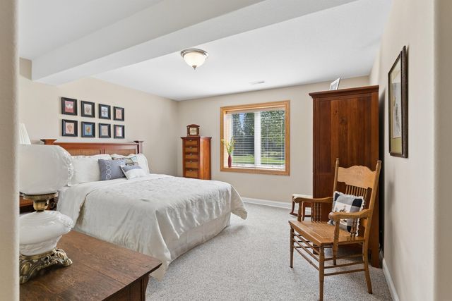4116 Maryhill Drive, Cedar Falls, IA 50613
