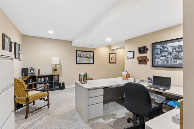 4116 Maryhill Drive, Cedar Falls, IA 50613