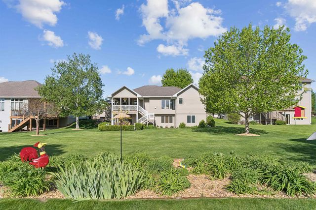 4116 Maryhill Drive, Cedar Falls, IA 50613