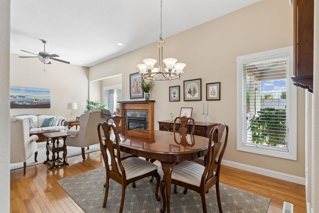 4116 Maryhill Drive, Cedar Falls, IA 50613
