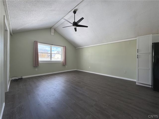 21990 Admirals, Le Ray, NY 13601