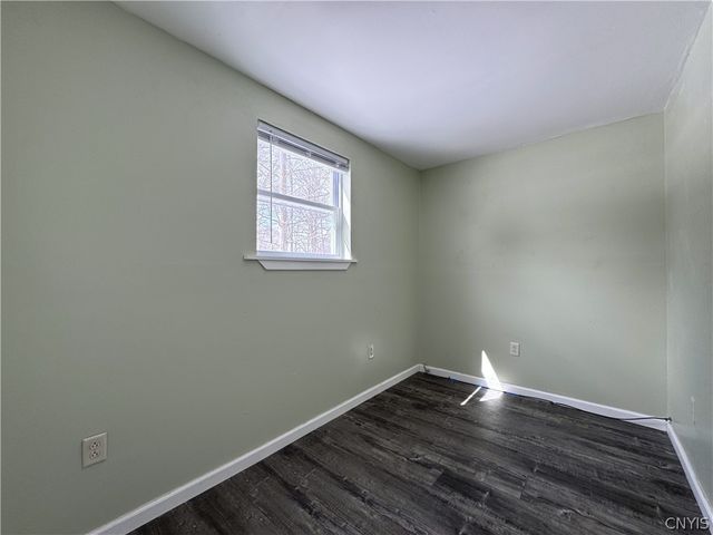 21990 Admirals, Le Ray, NY 13601