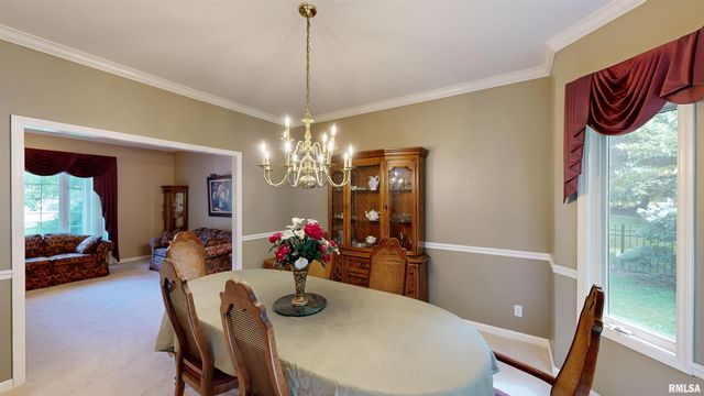 105 FLEUR DE LIS Court, East Peoria, IL 61611
