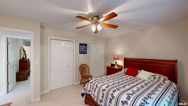 105 FLEUR DE LIS Court, East Peoria, IL 61611