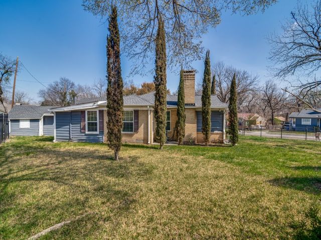 705 Reverchon Drive, Dallas, TX 75211