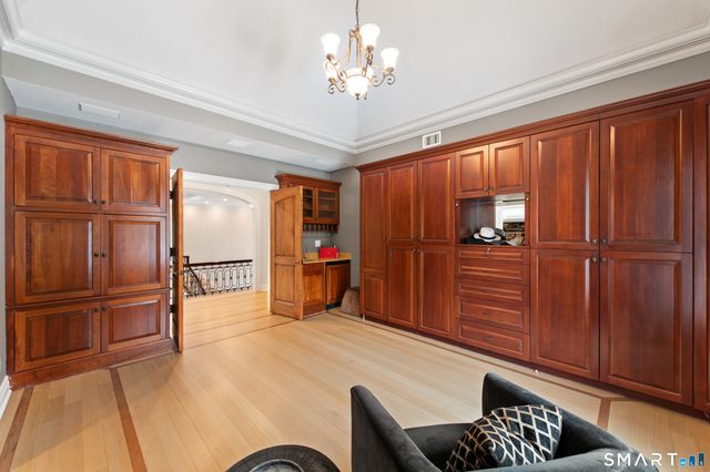 4 Cowdray Park Drive, Greenwich, CT 06831