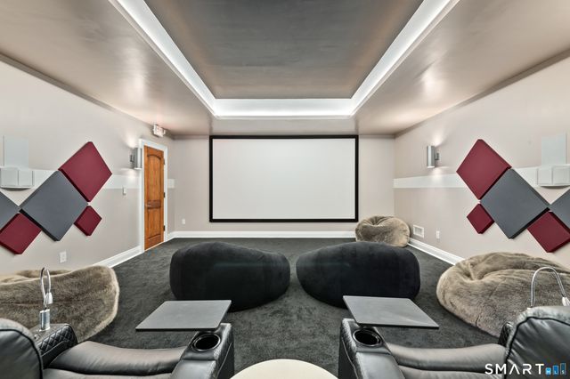 4 Cowdray Park Drive, Greenwich, CT 06831