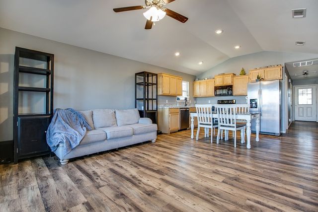 621 Jones Street, San Angelo, TX 76903