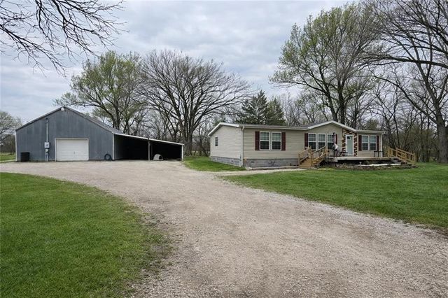 23098 Kiowa Road, Parsons, KS 67357