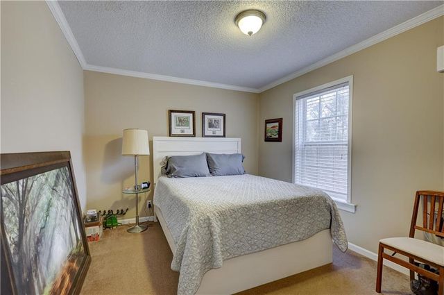 23098 Kiowa Road, Parsons, KS 67357