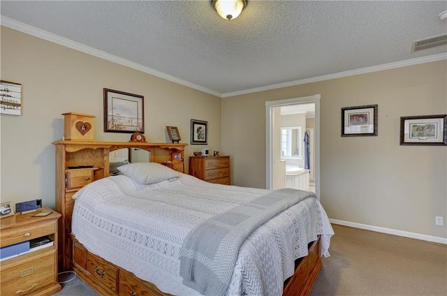 23098 Kiowa Road, Parsons, KS 67357