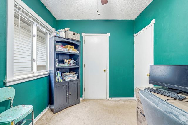 857 Rose Avenue E, Saint Paul, MN 55106