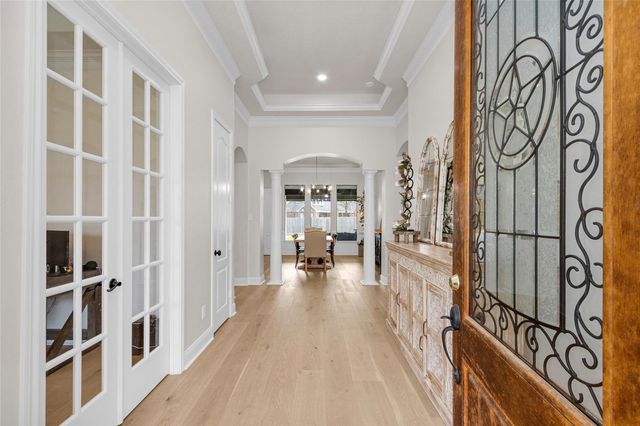 10004 Summer Ridge Lane, Conroe, TX 77302