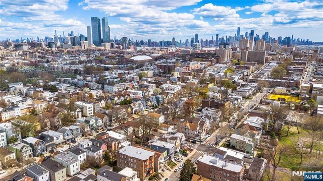 66 Gautier Avenue 302, Jersey City, NJ 07306