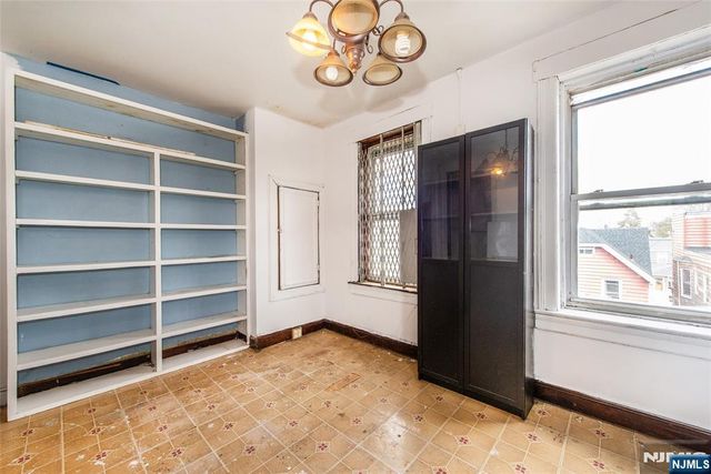 66 Gautier Avenue 302, Jersey City, NJ 07306