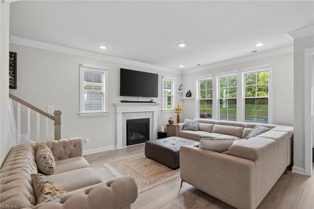 2216 Hampton Roads PW, Chesapeake, VA 23321