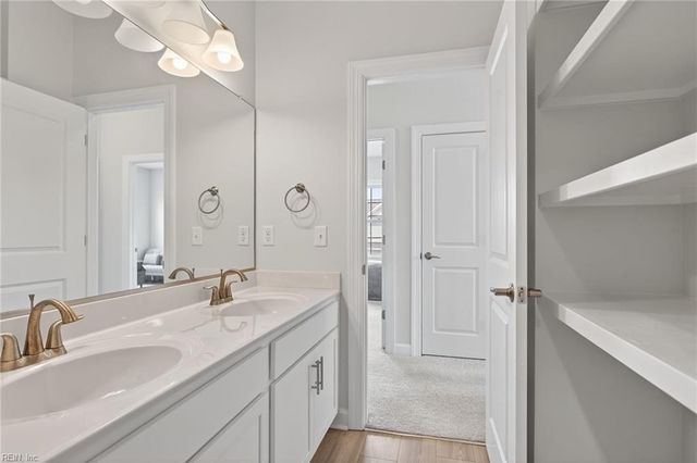 2216 Hampton Roads PW, Chesapeake, VA 23321