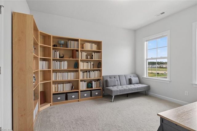 2216 Hampton Roads PW, Chesapeake, VA 23321