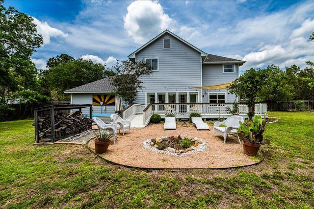 171 N Pin Oak XING, Elgin, TX 78621