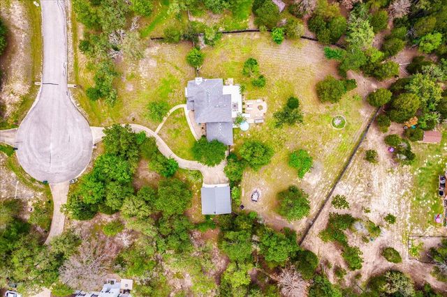 171 N Pin Oak XING, Elgin, TX 78621