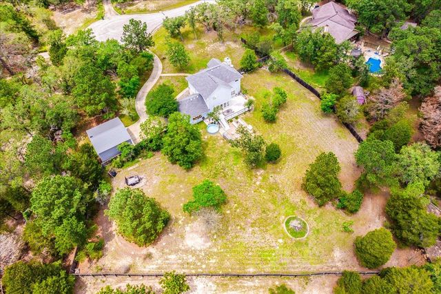 171 N Pin Oak XING, Elgin, TX 78621
