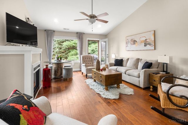 801 Carriage Lane, Trenton, OH 45067