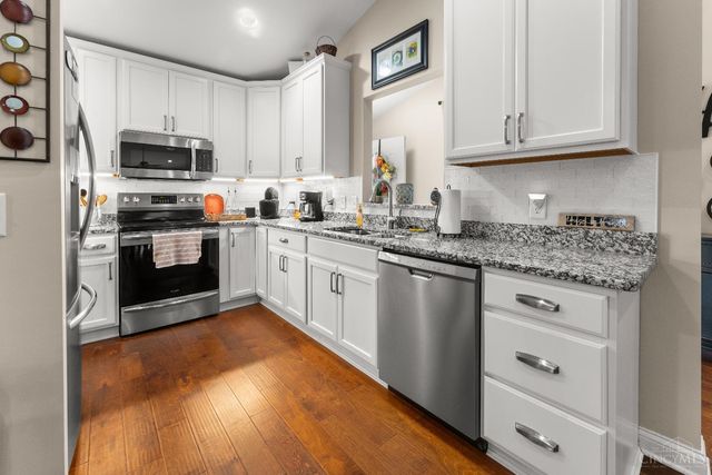801 Carriage Lane, Trenton, OH 45067