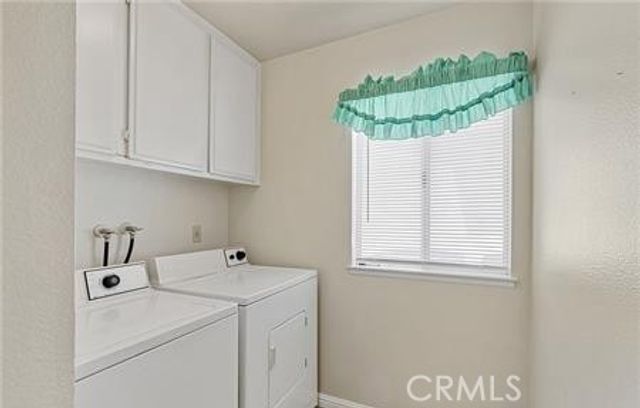 2906 Summer Set Cir, Banning, CA 92220