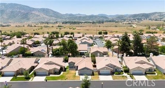 2906 Summer Set Cir, Banning, CA 92220