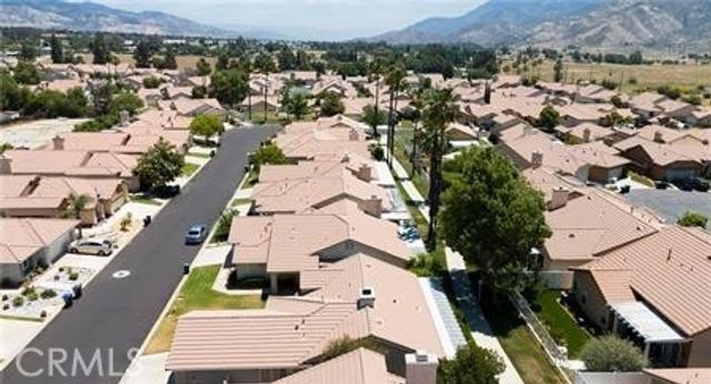 2906 Summer Set Cir, Banning, CA 92220