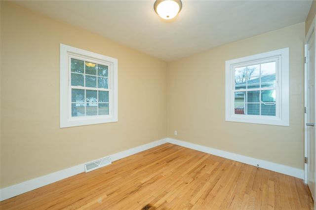 3825 51st Street, Des Moines, IA 50310