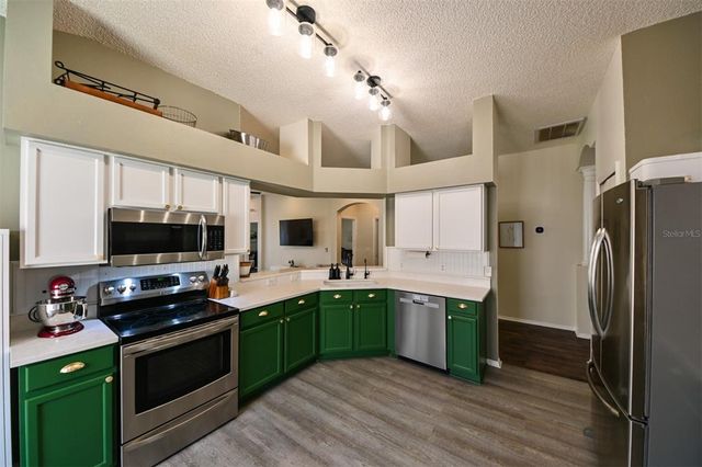 4517 WILD PLUM LANE, Lutz, FL 33558