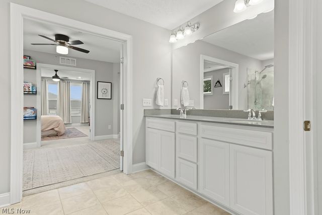 1316 Skyland Falls Boulevard, Hinckley, OH 44233