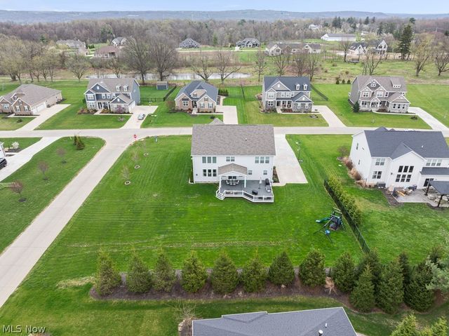 1316 Skyland Falls Boulevard, Hinckley, OH 44233