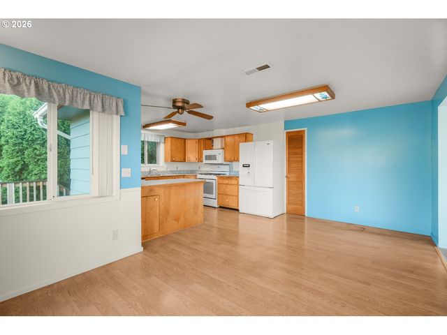 21425 Se BOHNA PARK Rd, Damascus, OR 97089