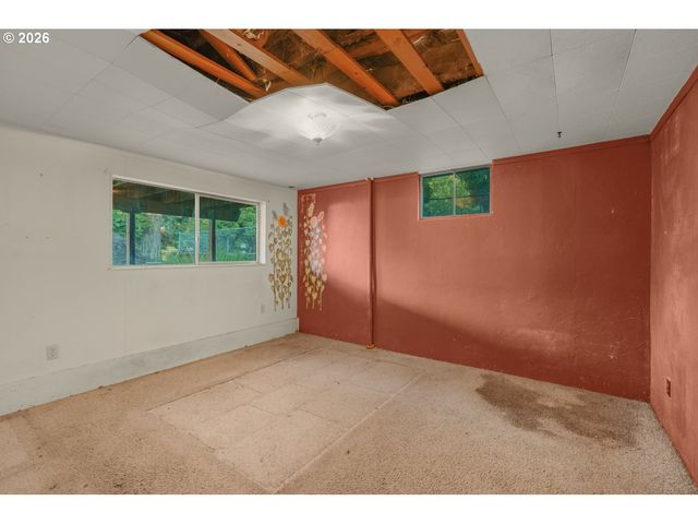 21425 Se BOHNA PARK Rd, Damascus, OR 97089