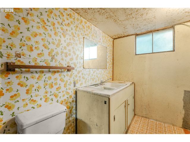 21425 Se BOHNA PARK Rd, Damascus, OR 97089