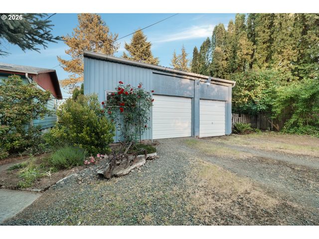 21425 Se BOHNA PARK Rd, Damascus, OR 97089