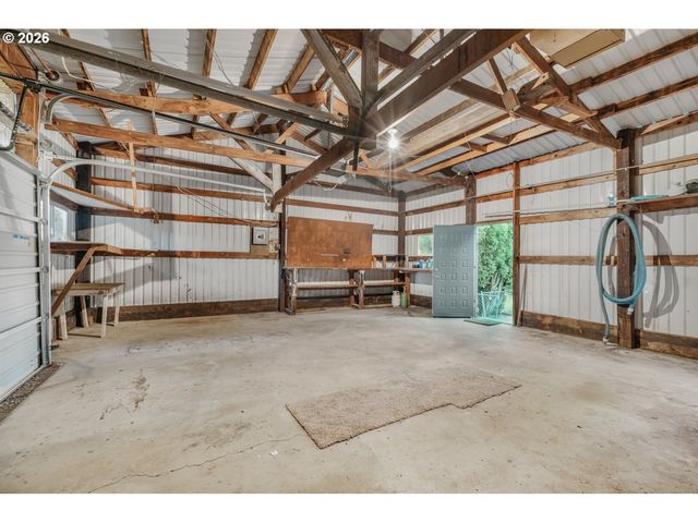 21425 Se BOHNA PARK Rd, Damascus, OR 97089