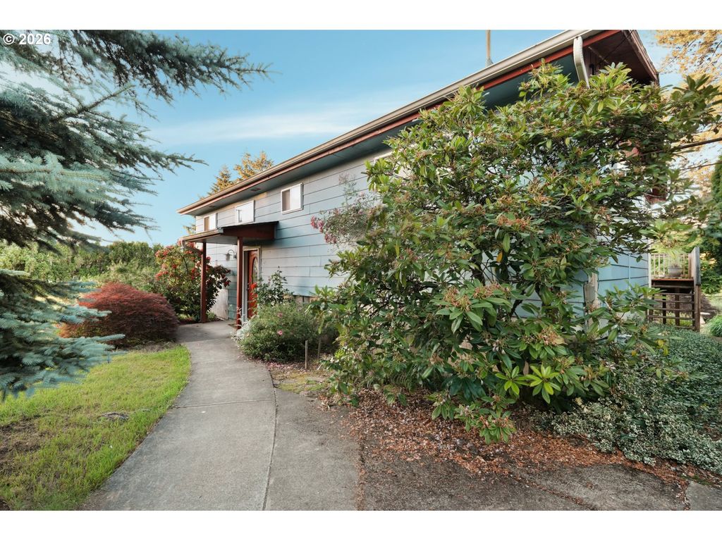 21425 Se BOHNA PARK Rd, Damascus, OR 97089