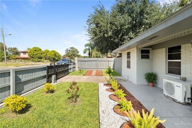 400 N Mayberry Boulevard, Mission, TX 78573