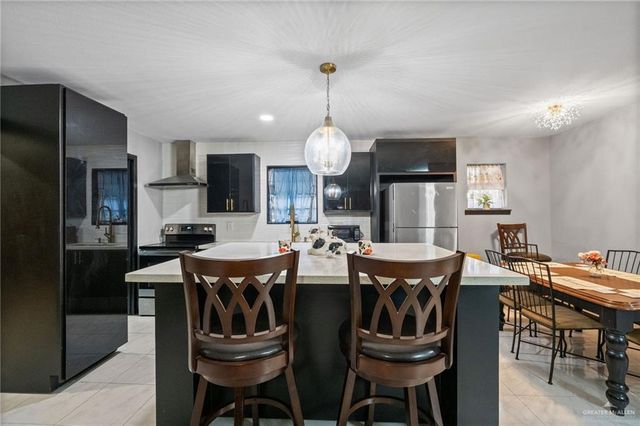 400 N Mayberry Boulevard, Mission, TX 78573