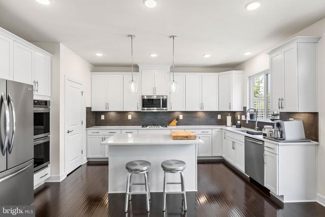 525 GLADIOLA WAY, Stafford, VA 22554