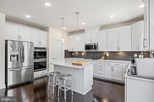 525 GLADIOLA WAY, Stafford, VA 22554
