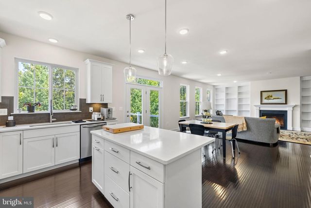 525 GLADIOLA WAY, Stafford, VA 22554
