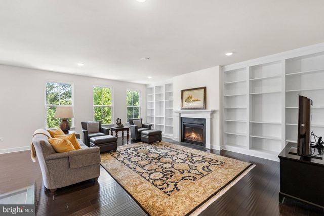 525 GLADIOLA WAY, Stafford, VA 22554