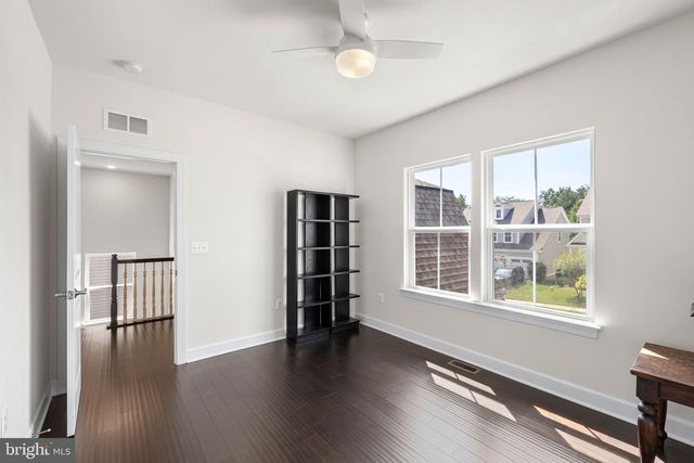 525 GLADIOLA WAY, Stafford, VA 22554