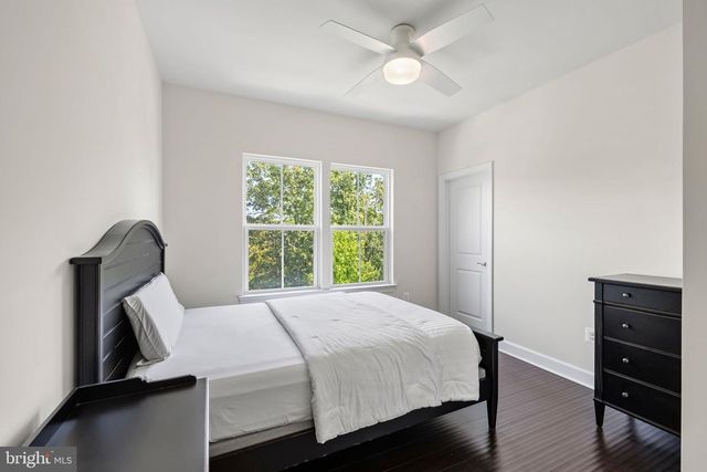 525 GLADIOLA WAY, Stafford, VA 22554